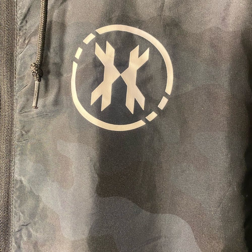 HK Army Men's Black Camouflage Windbreaker - Picture 3 of 8